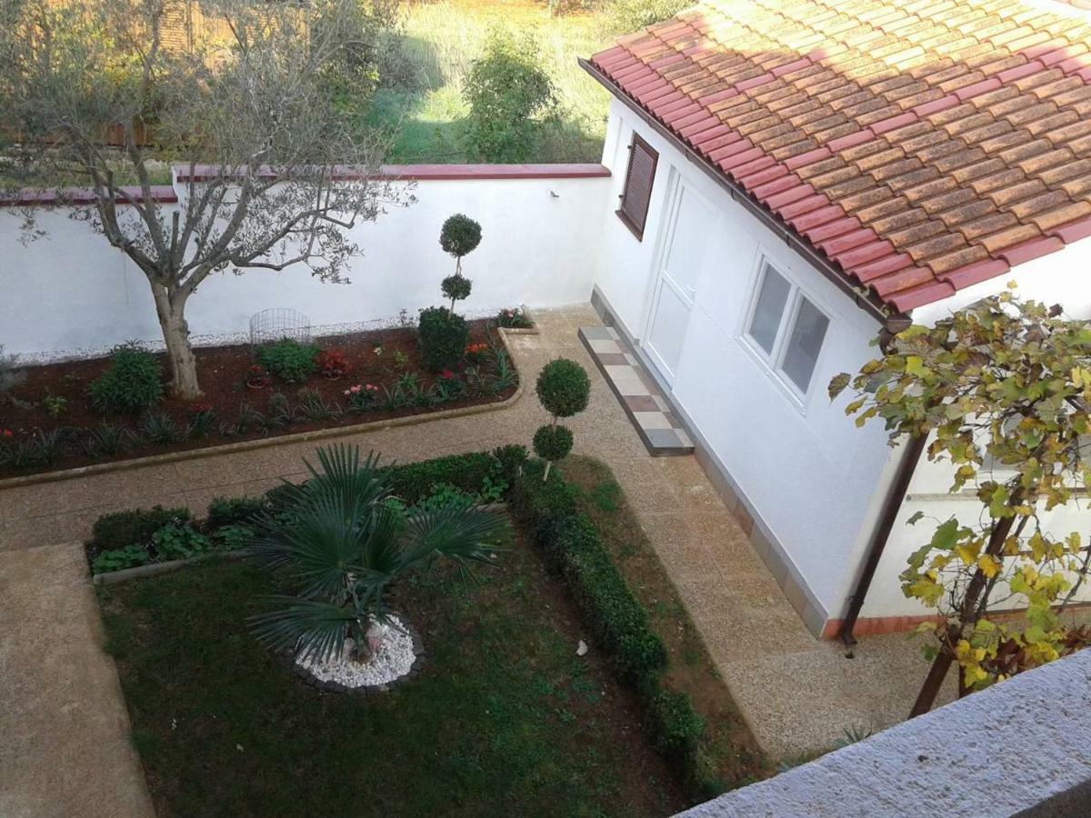 Apartment Mit- Mir Fondole Exterior photo