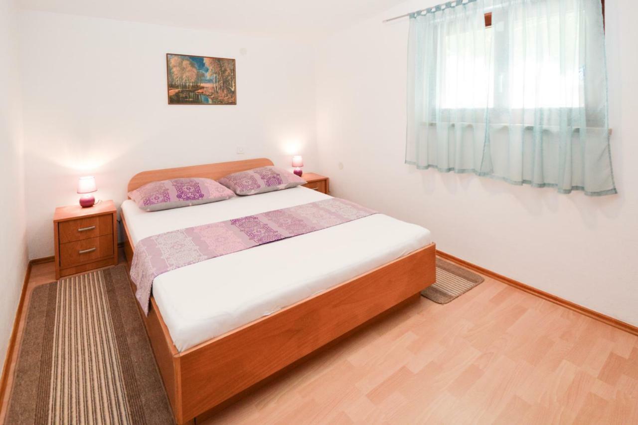 Apartment Mit- Mir Fondole Exterior photo